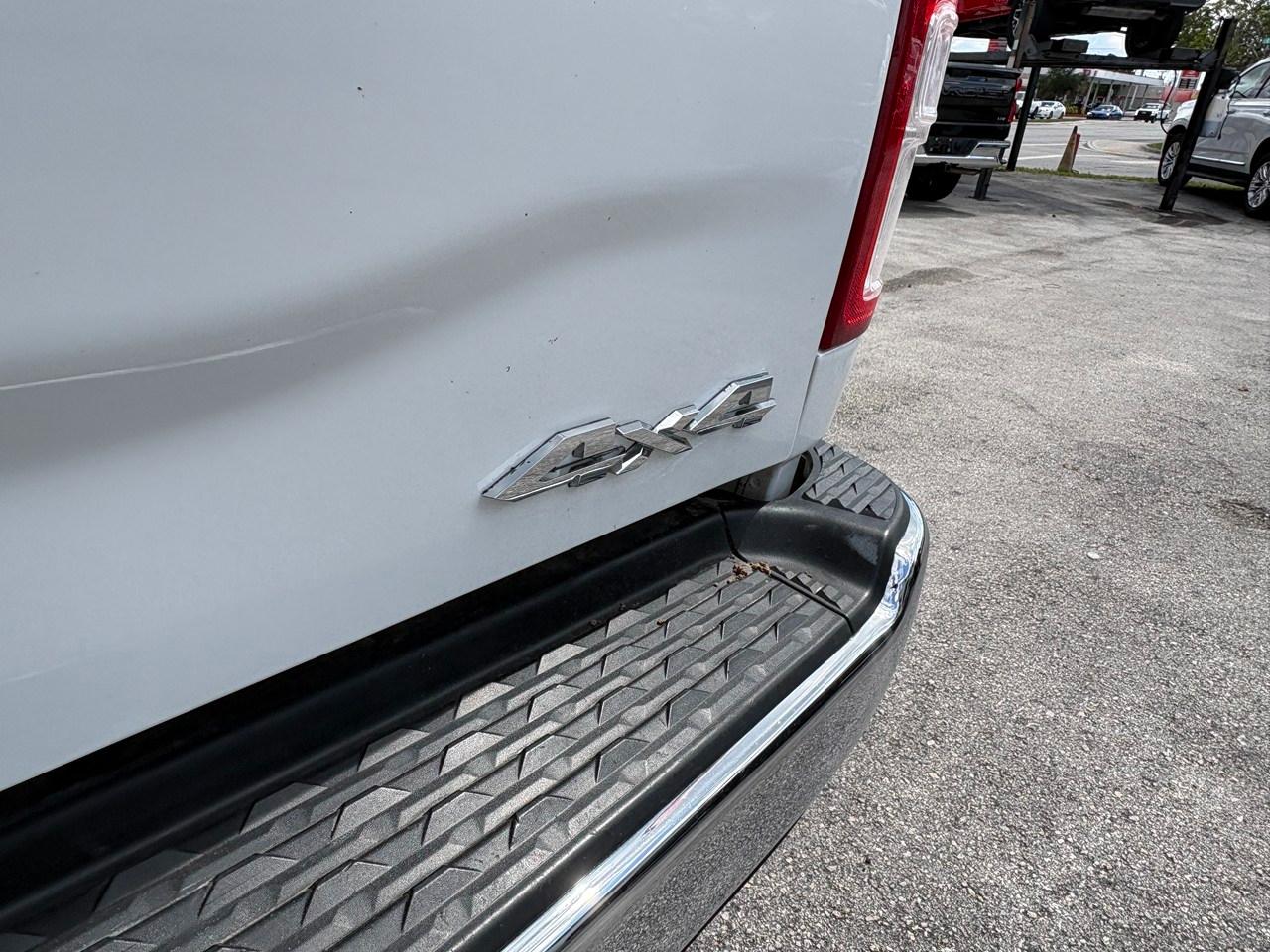RAM 2500 Tradesman Crew Cab SWB 4WD 2023