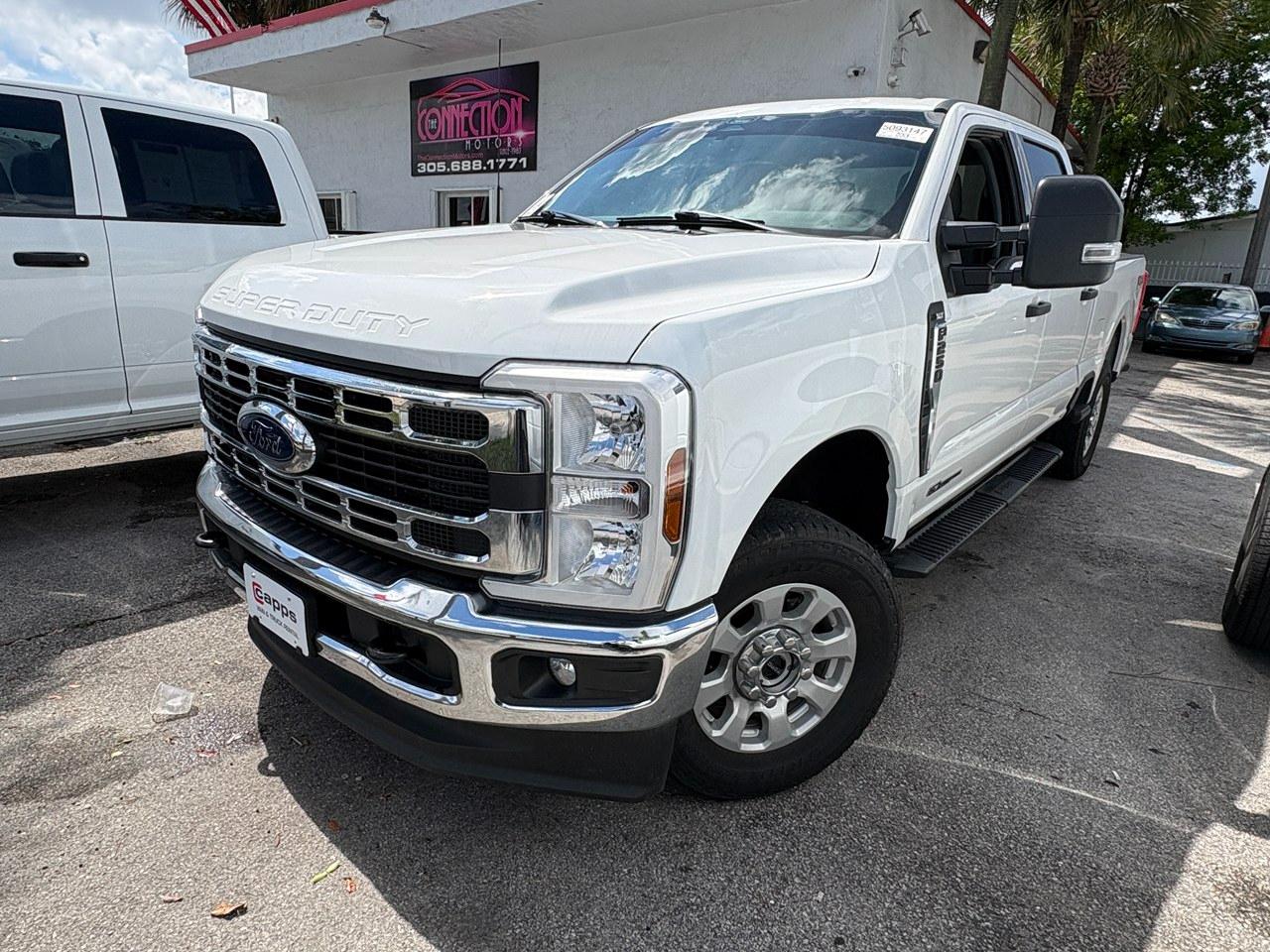 Ford F-250 SD XL Crew Cab 4WD 2024