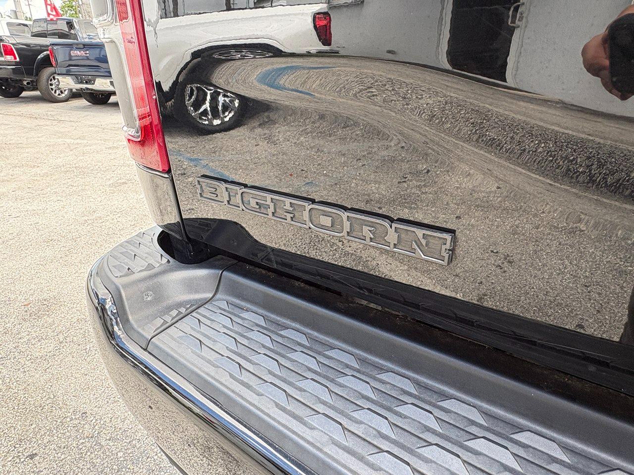 RAM 2500 Tradesman Crew Cab SWB 4WD 2024