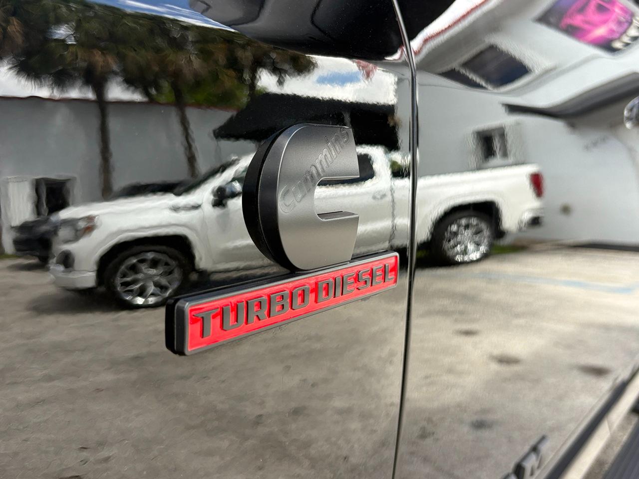 RAM 2500 Tradesman Crew Cab SWB 4WD 2024