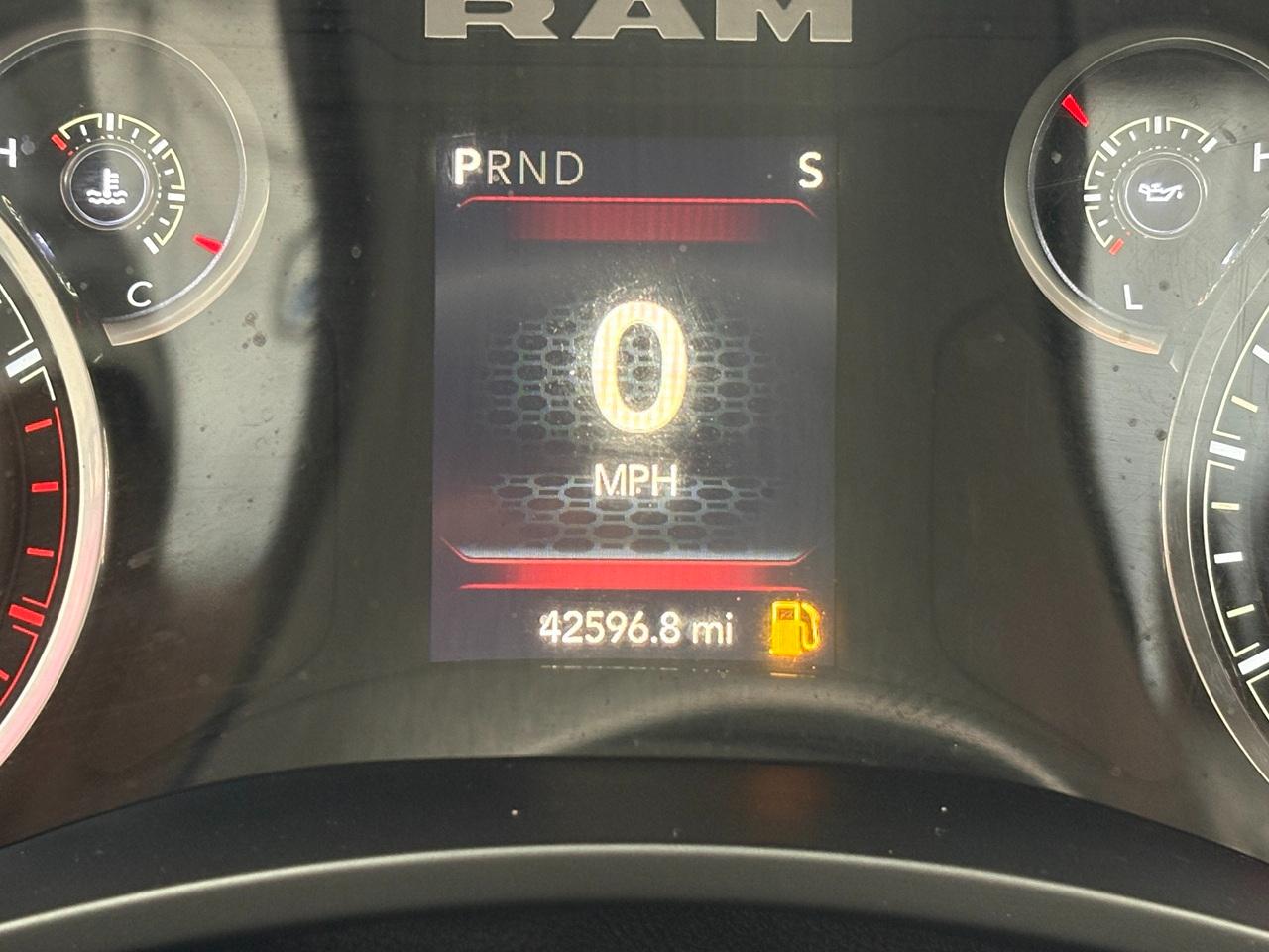 RAM 2500 Tradesman Crew Cab SWB 4WD 2024