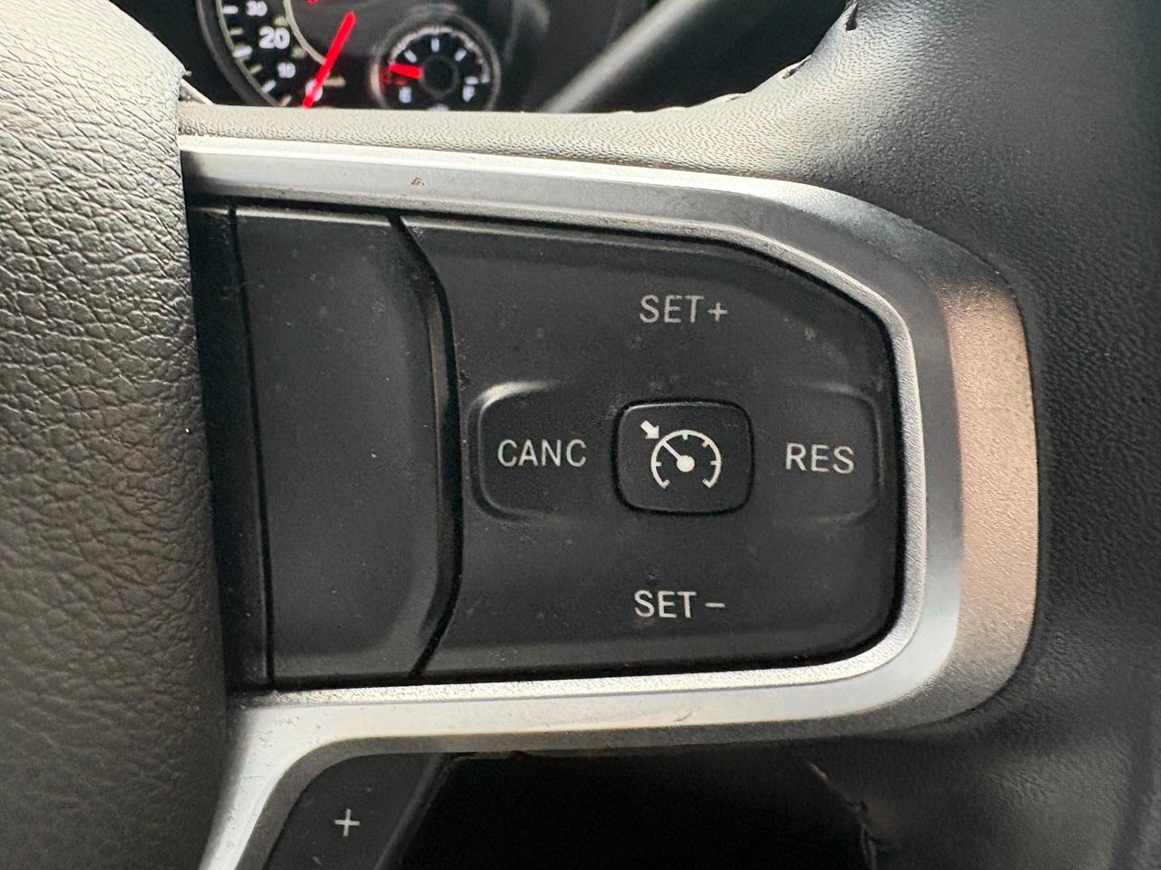 RAM 2500 Tradesman Crew Cab SWB 4WD 2024