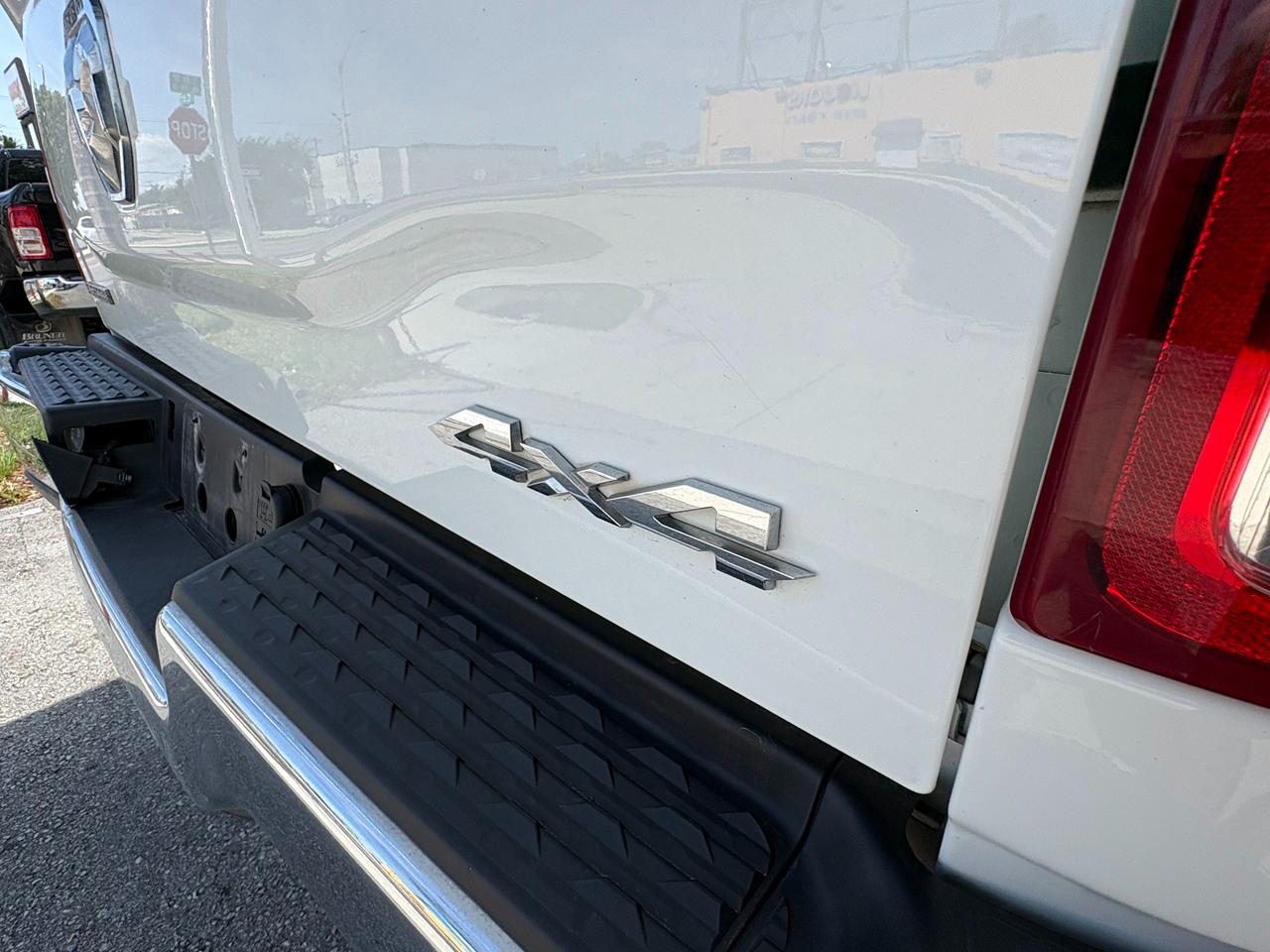 RAM 2500 Tradesman Crew Cab SWB 4WD 2024