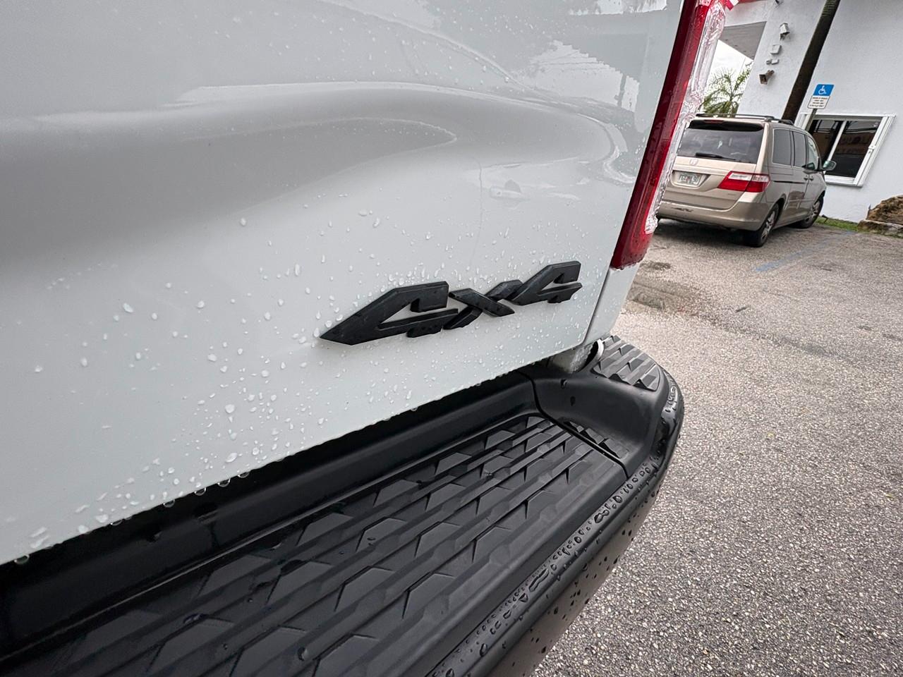RAM 3500 Tradesman Crew Cab 4WD DRW 2024