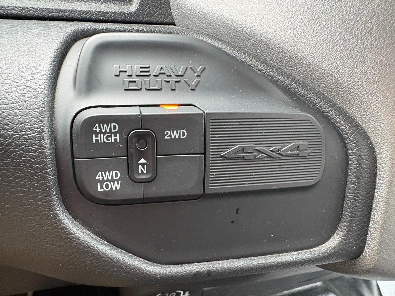 RAM 3500 Tradesman Crew Cab 4WD DRW 2024