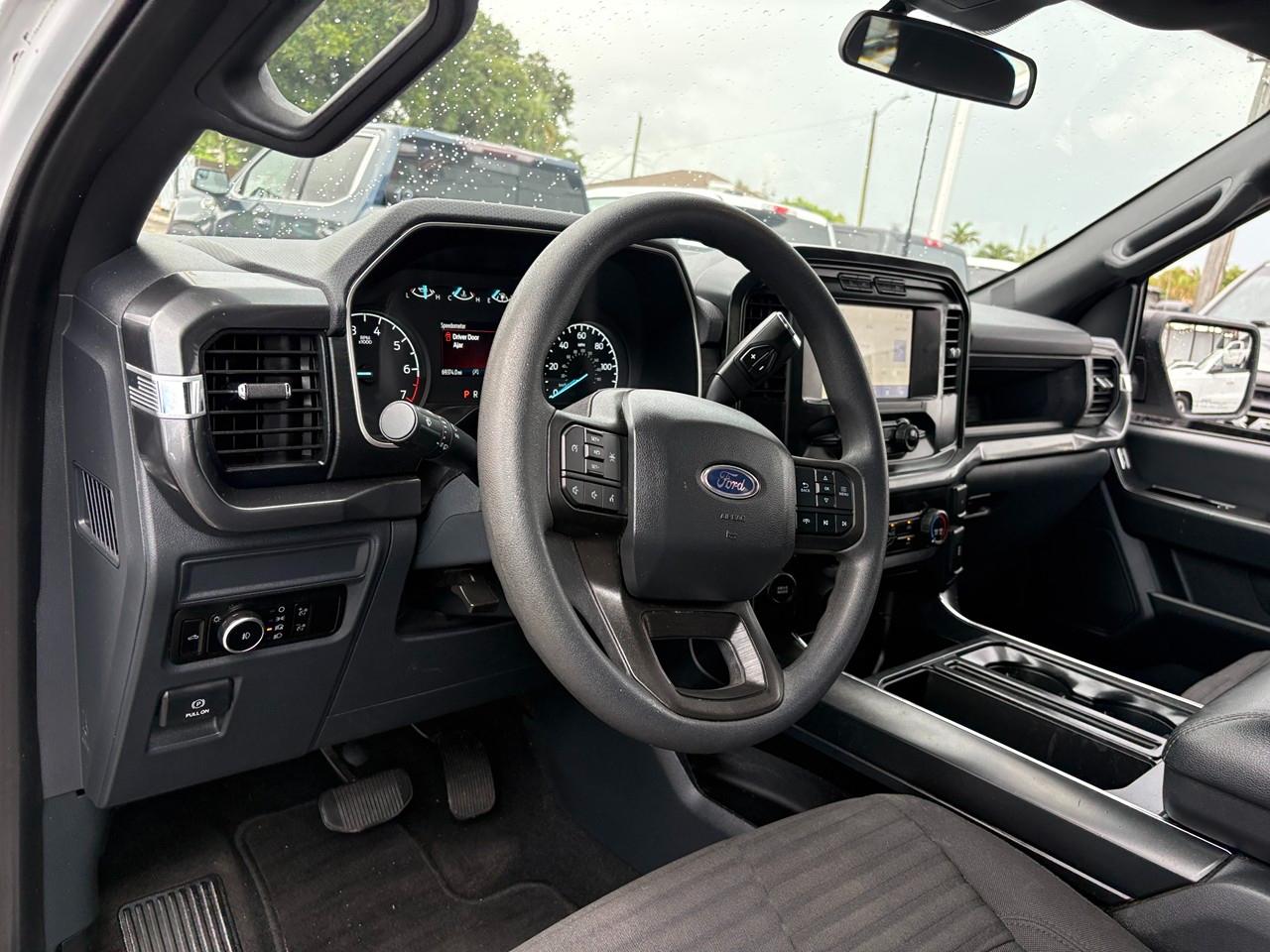 Ford F-150 Lariat SuperCrew 5.5-ft. Bed 2WD 2023