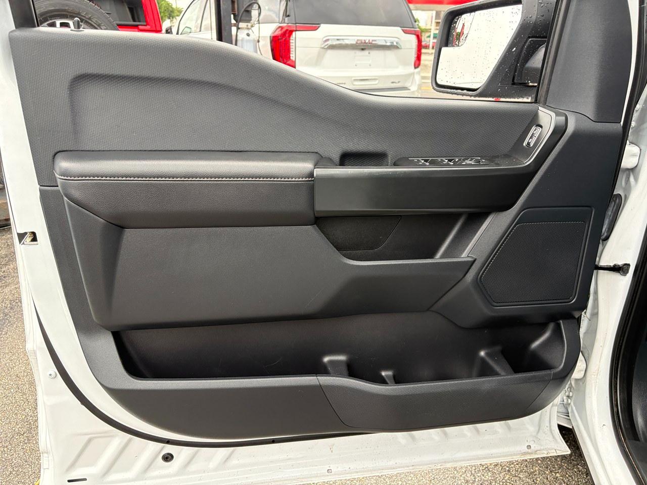 Ford F-150 Lariat SuperCrew 5.5-ft. Bed 2WD 2023