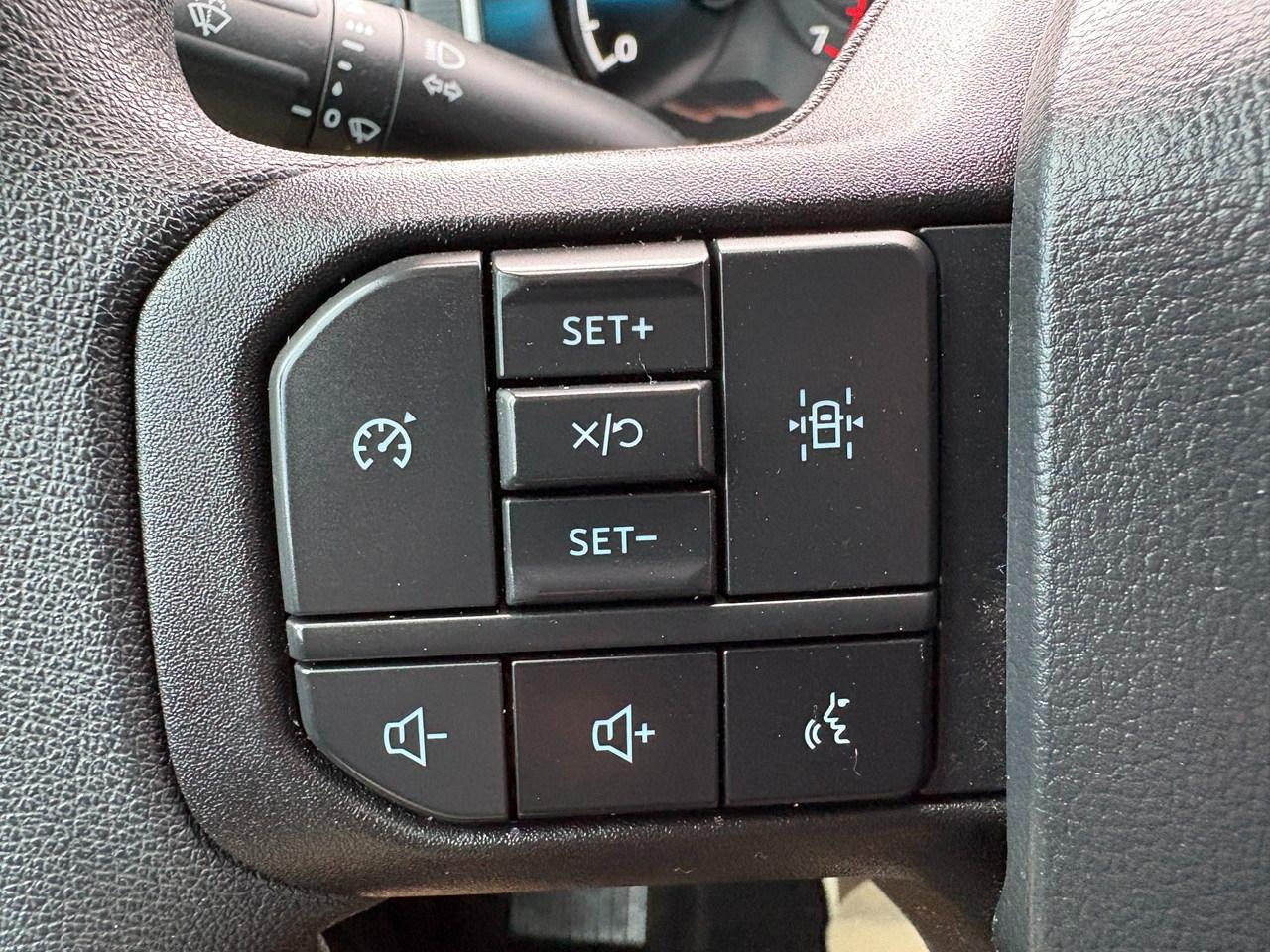 Ford F-150 Lariat SuperCrew 5.5-ft. Bed 2WD 2023