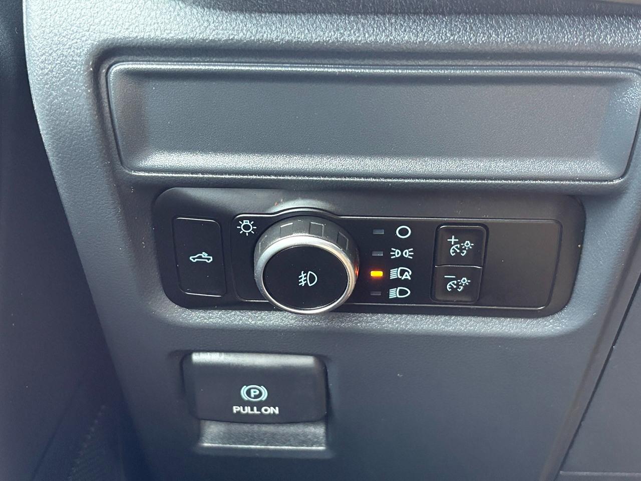 Ford F-150 Lariat SuperCrew 5.5-ft. Bed 2WD 2023