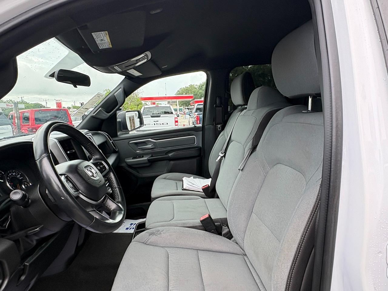 RAM 1500 Big Horn Quad Cab 2WD 2022