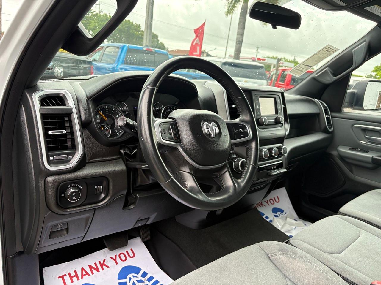 RAM 1500 Big Horn Quad Cab 2WD 2022