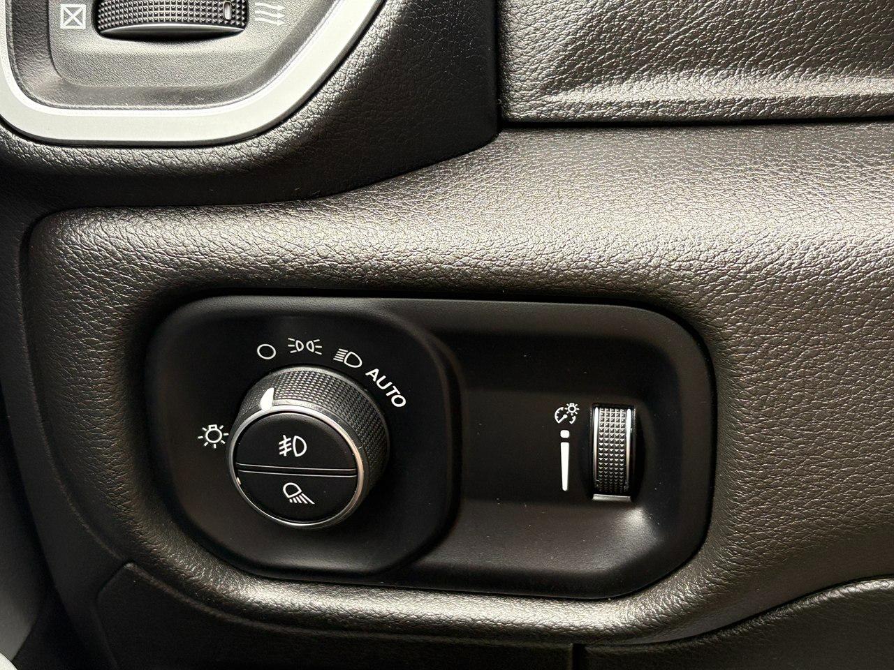 RAM 1500 Big Horn Quad Cab 2WD 2022