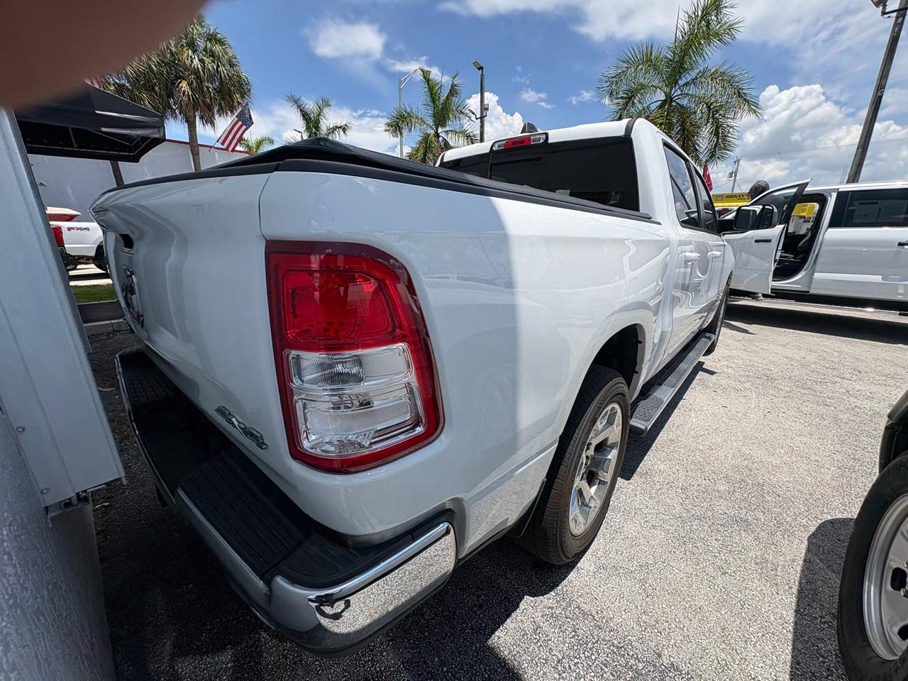 RAM 1500 Big Horn Crew Cab SWB 4WD 2021