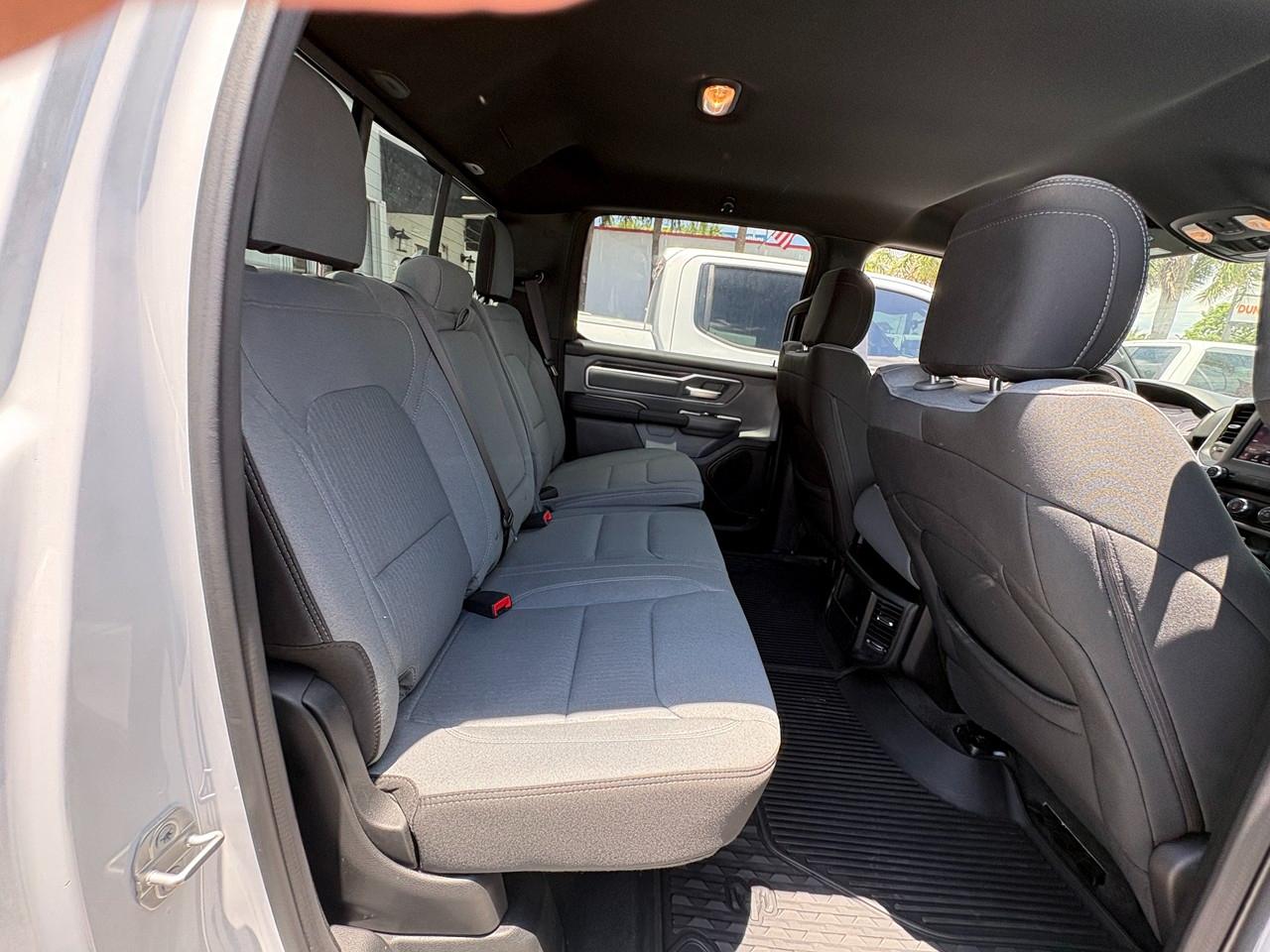 RAM 1500 Big Horn Crew Cab SWB 4WD 2021