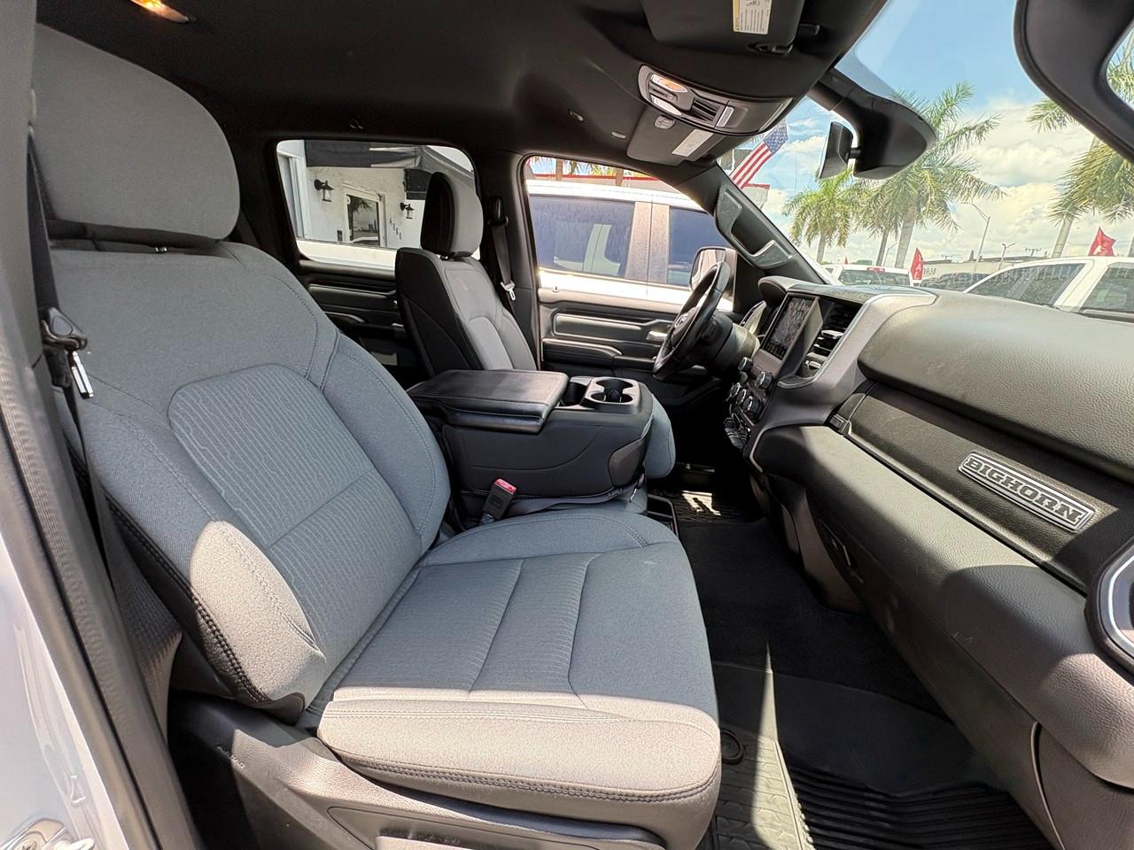 RAM 1500 Big Horn Crew Cab SWB 4WD 2021