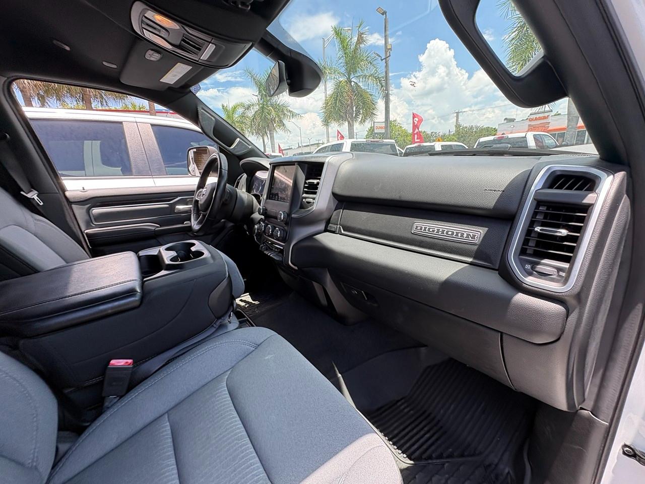 RAM 1500 Big Horn Crew Cab SWB 4WD 2021