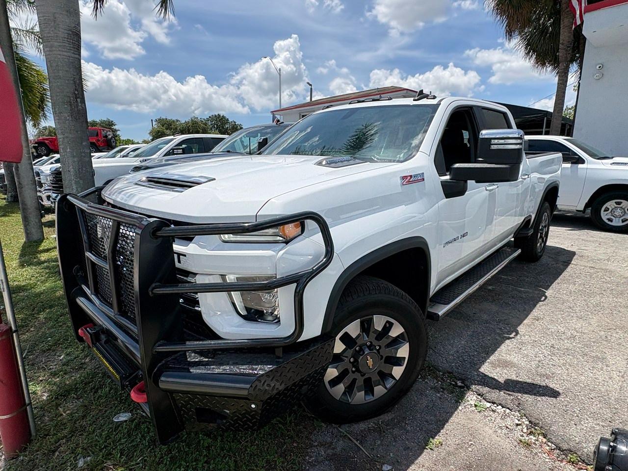 Chevrolet Silverado 2500HD LT Crew Cab Short Box 4WD 2021