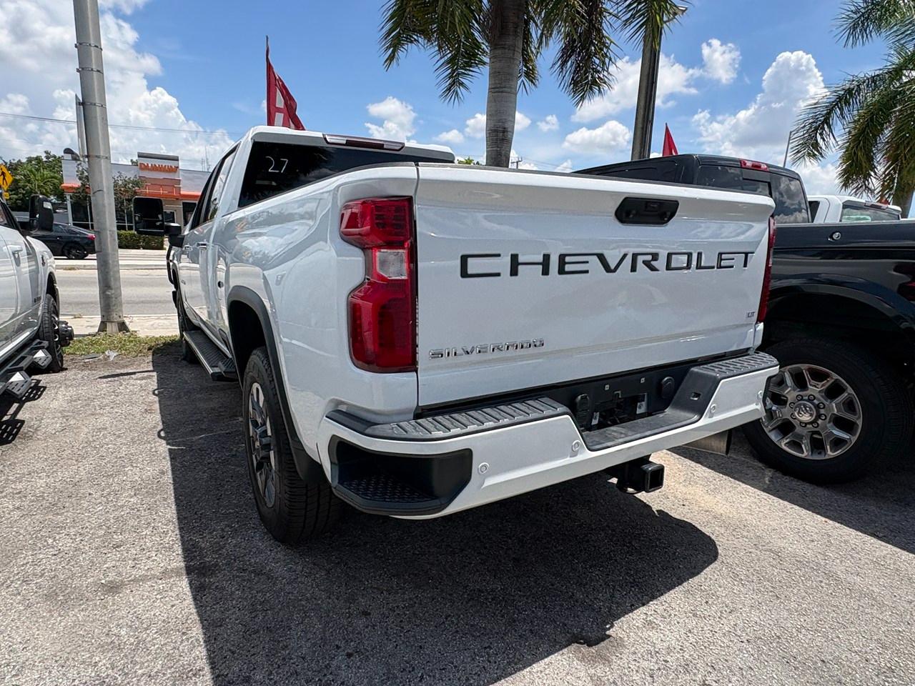 Chevrolet Silverado 2500HD LT Crew Cab Short Box 4WD 2021