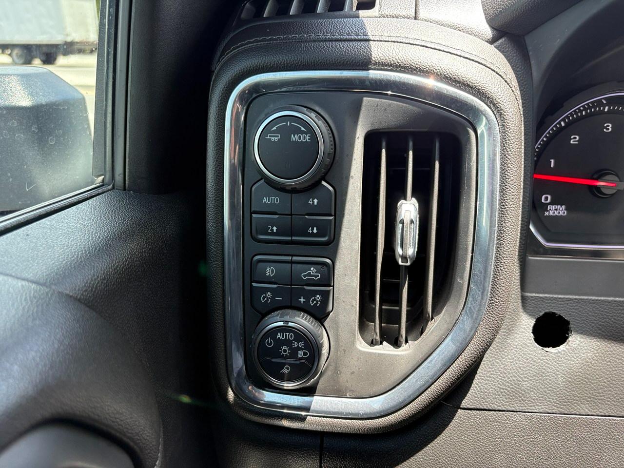 Chevrolet Silverado 2500HD LT Crew Cab Short Box 4WD 2021