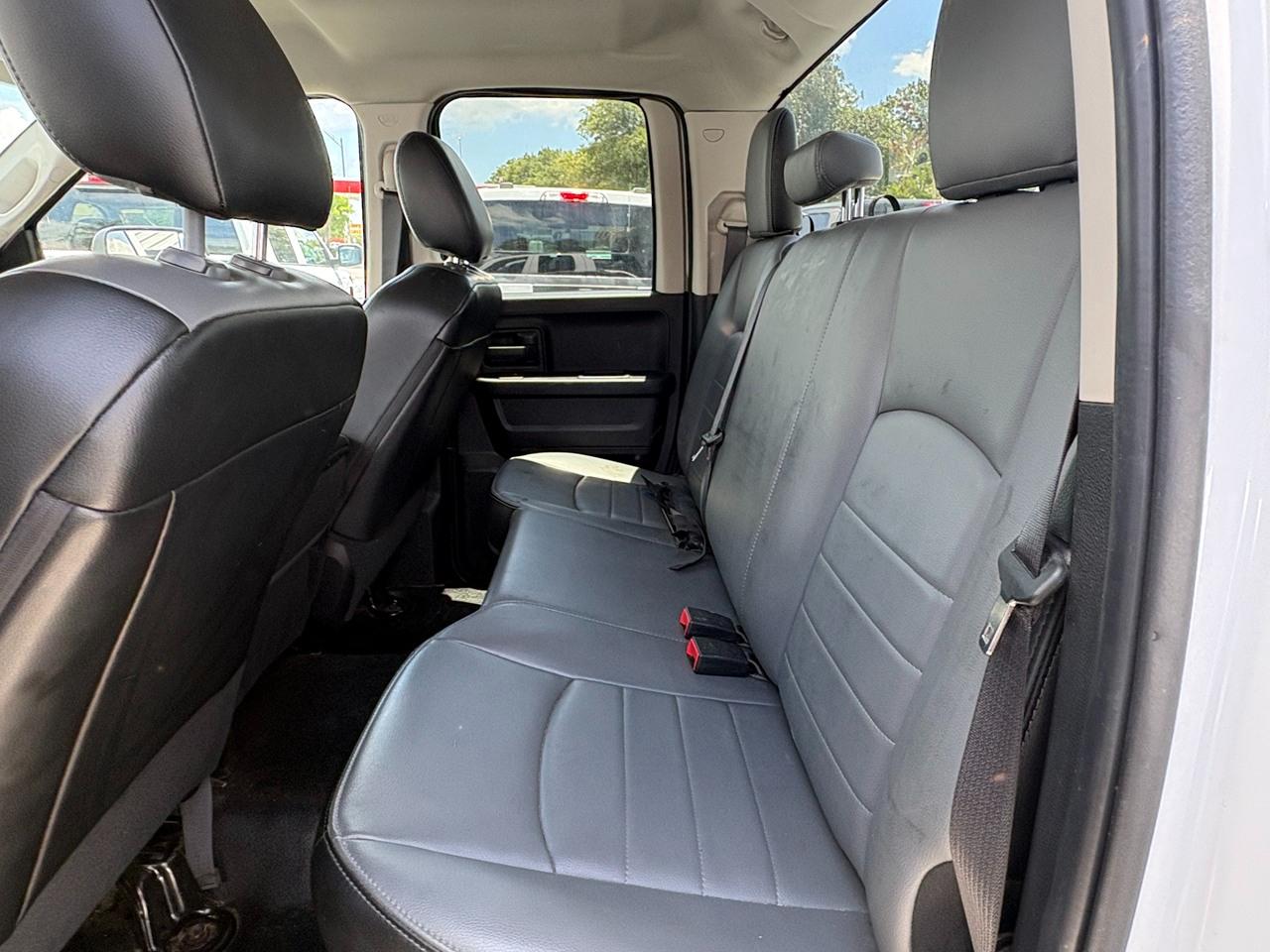 RAM 1500 Classic Tradesman Quad Cab 4WD 2022
