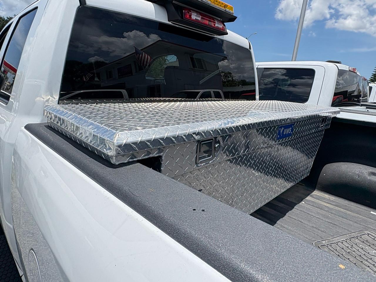 RAM 1500 Classic Tradesman Quad Cab 4WD 2023