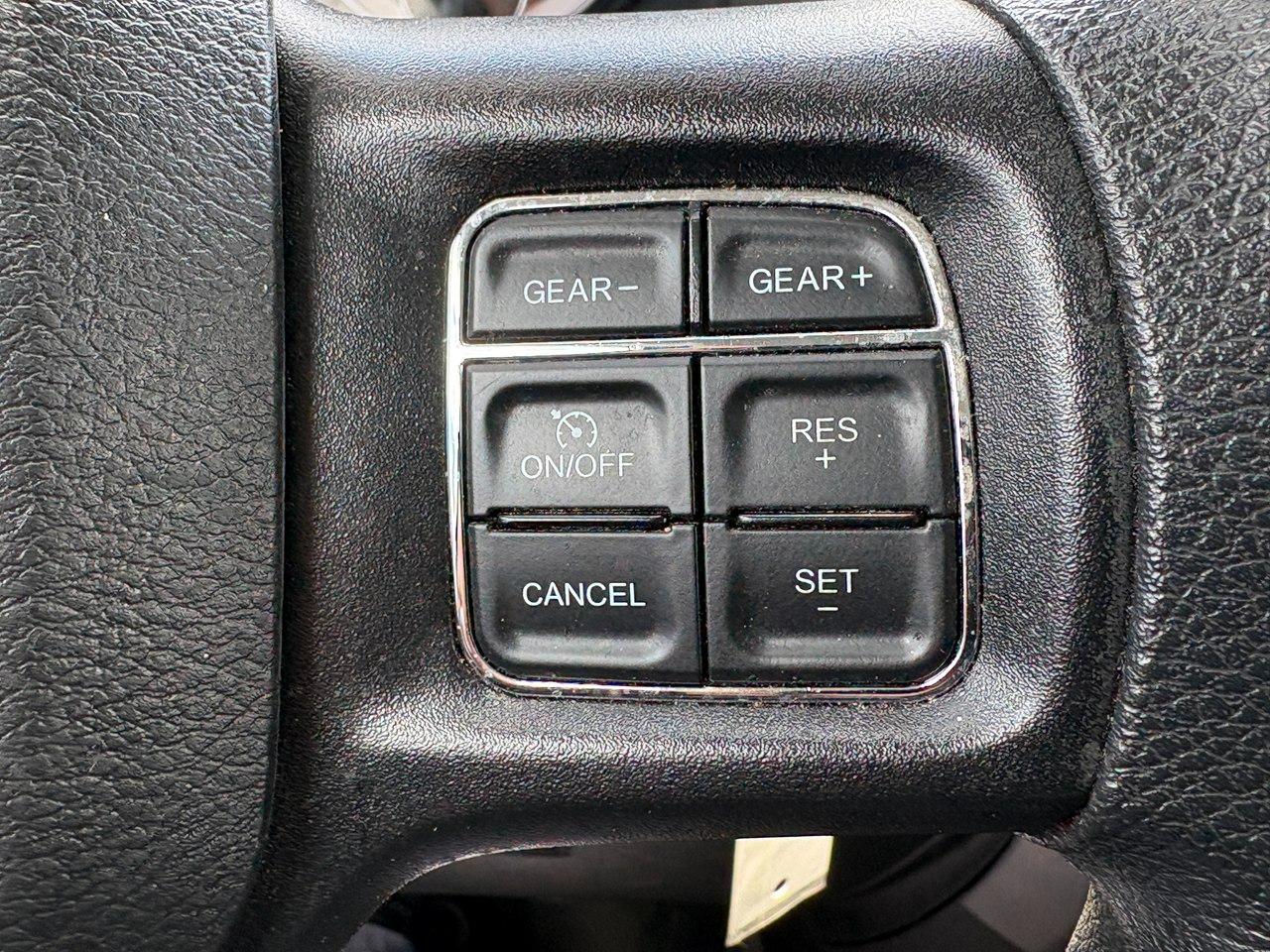 RAM 1500 Classic Tradesman Quad Cab 4WD 2023