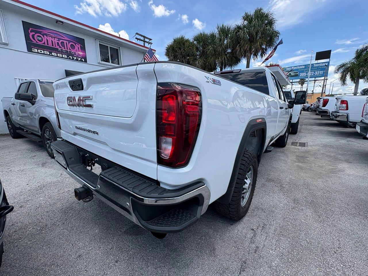 GMC Sierra 2500HD Pro Double Cab 4WD SB 2024