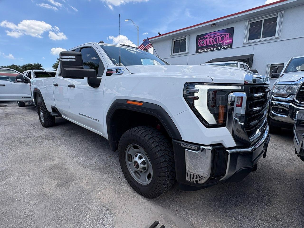 GMC Sierra 2500HD Pro Double Cab 4WD SB 2024