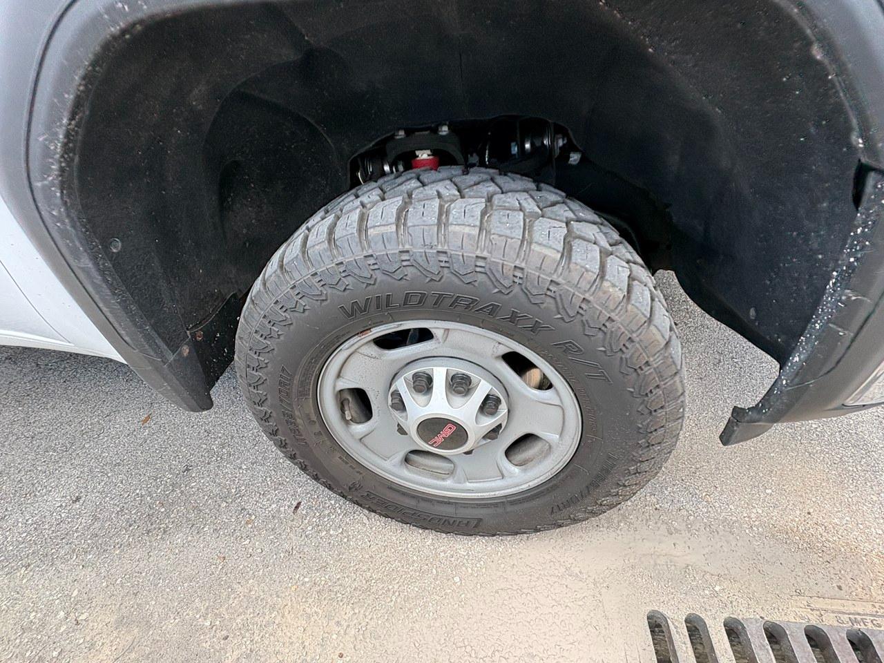 GMC Sierra 2500HD Pro Double Cab 4WD SB 2024