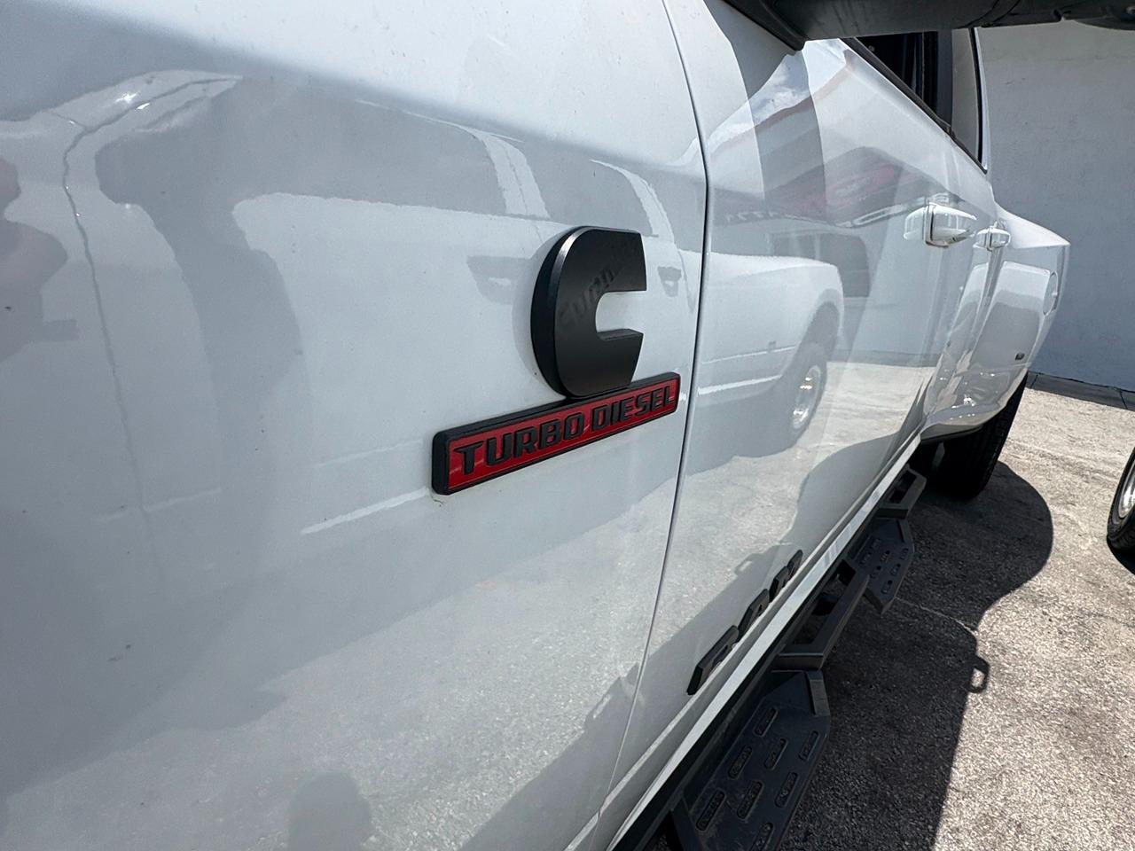RAM 3500 Big Horn Crew Cab LWB 4WD DRW 2024