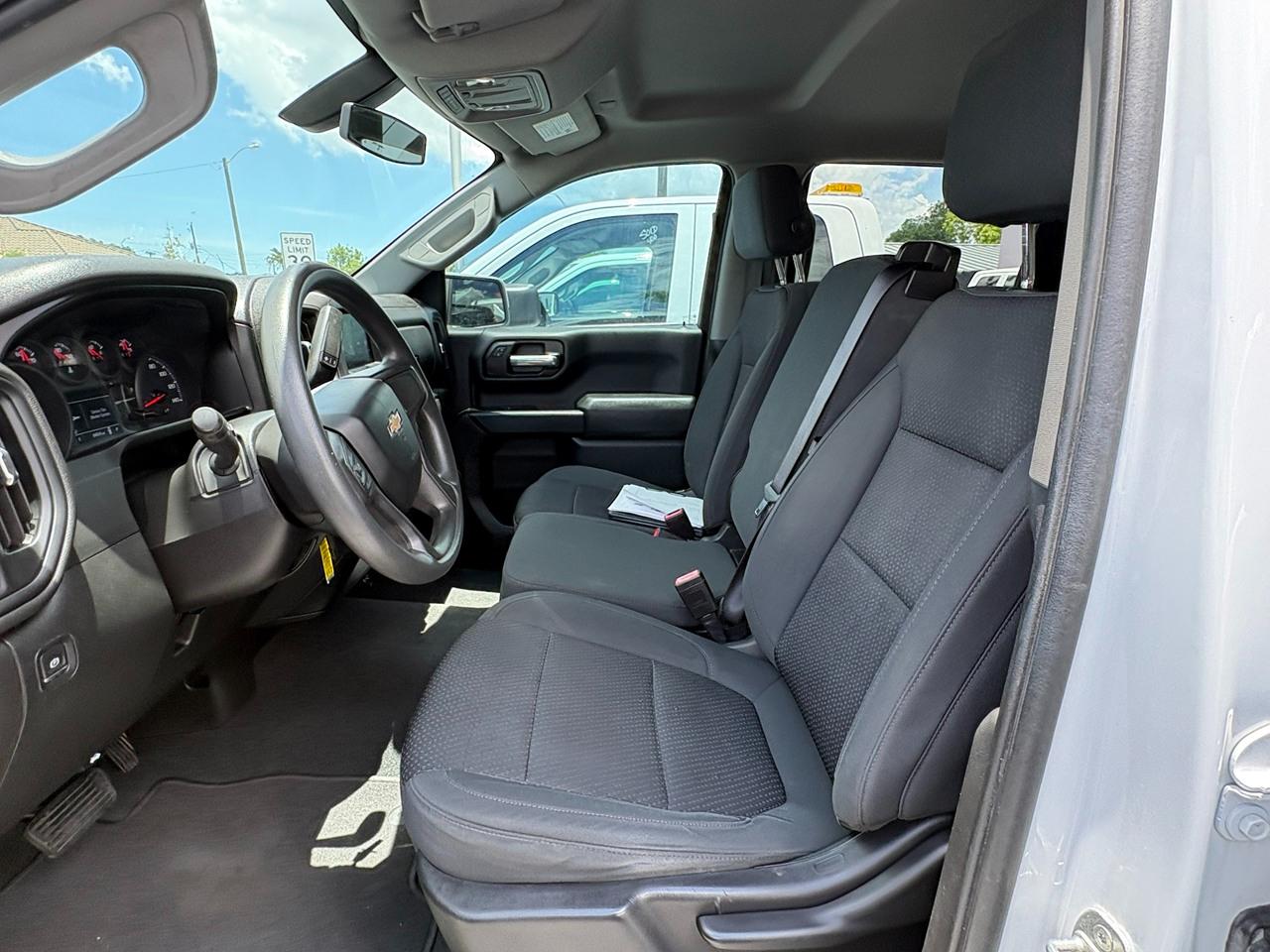 Chevrolet Silverado 1500 Custom Crew Cab Short Box 2WD 2021