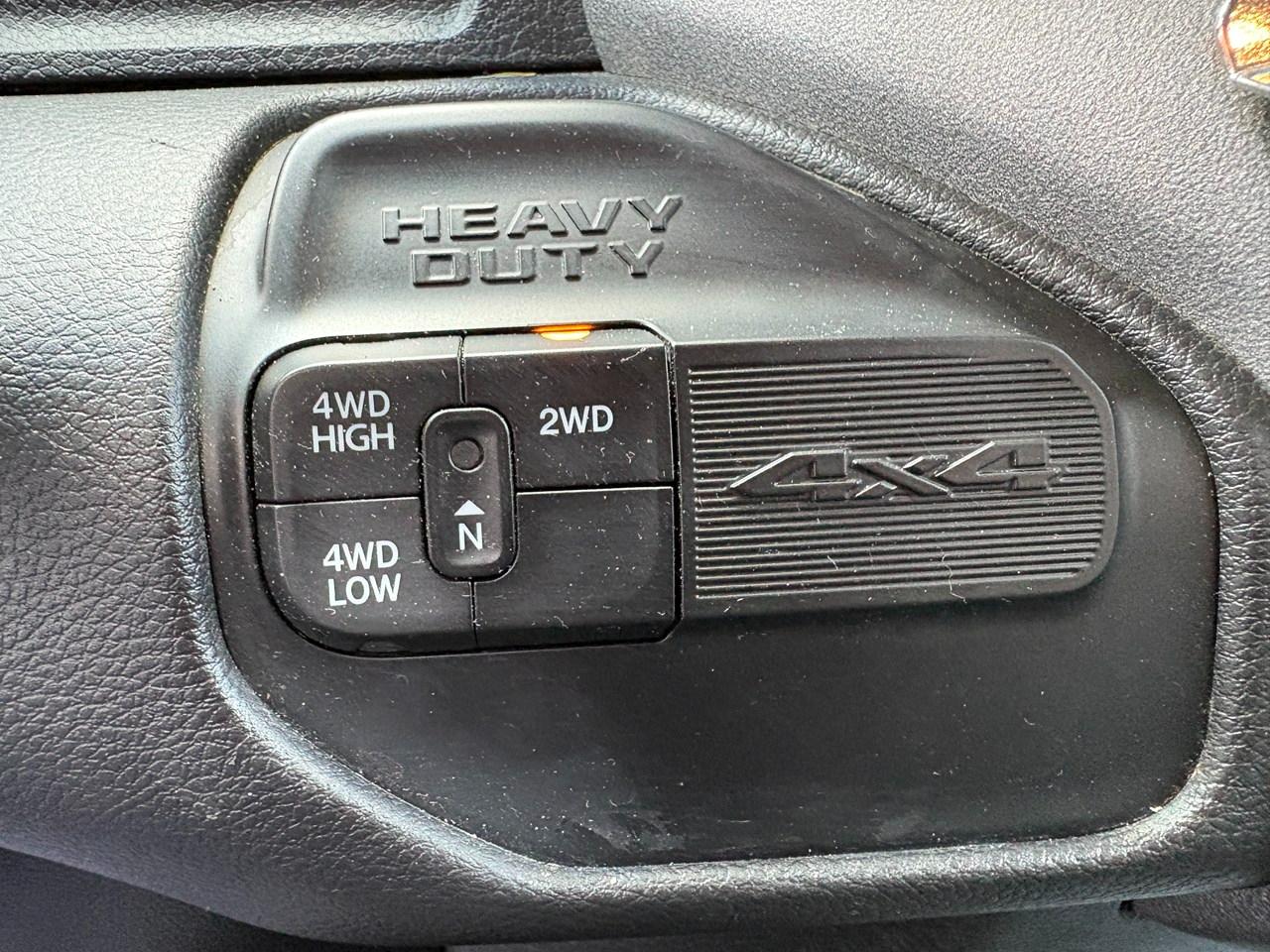 RAM 2500 Tradesman Crew Cab SWB 4WD 2024