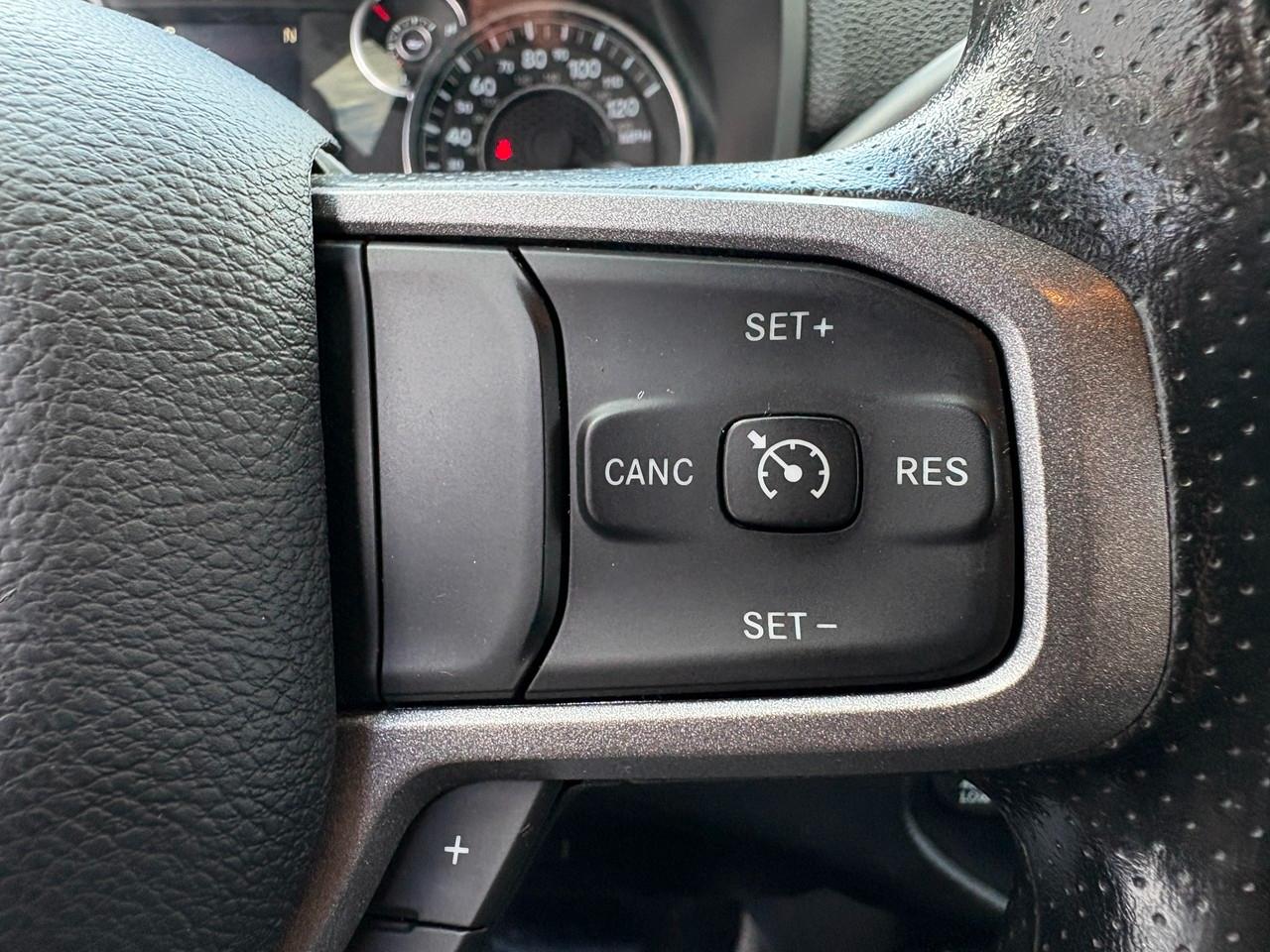 RAM 2500 Tradesman Crew Cab SWB 4WD 2024