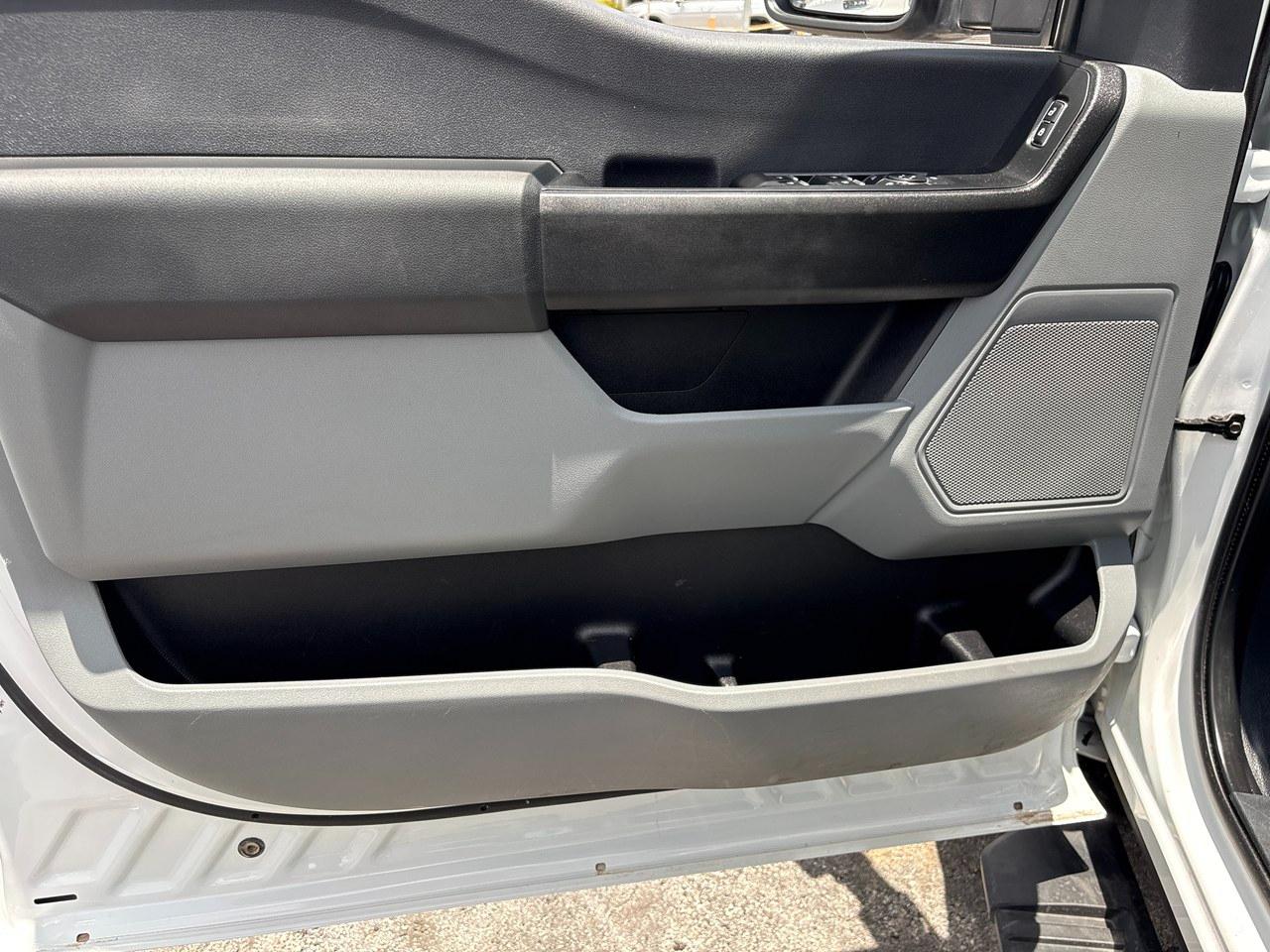 Ford F-250 SD XL Crew Cab 4WD 2023