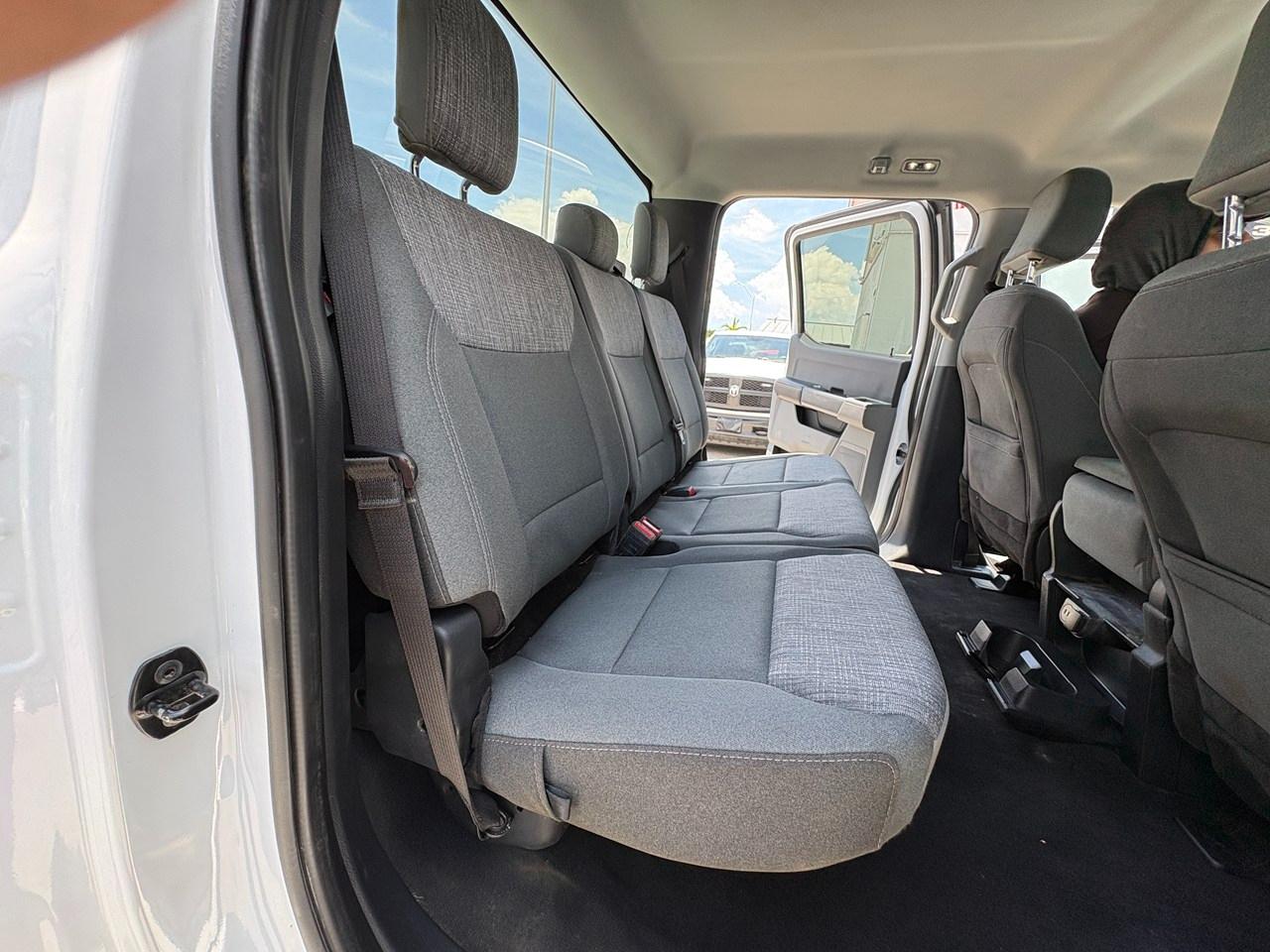 Ford F-250 SD XL Crew Cab 4WD 2024