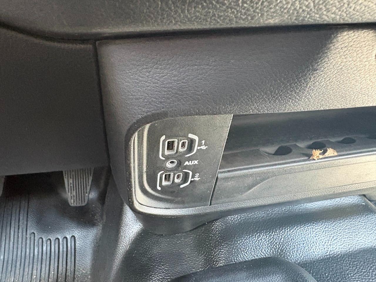 RAM 3500 Tradesman Crew Cab 4WD DRW 2024
