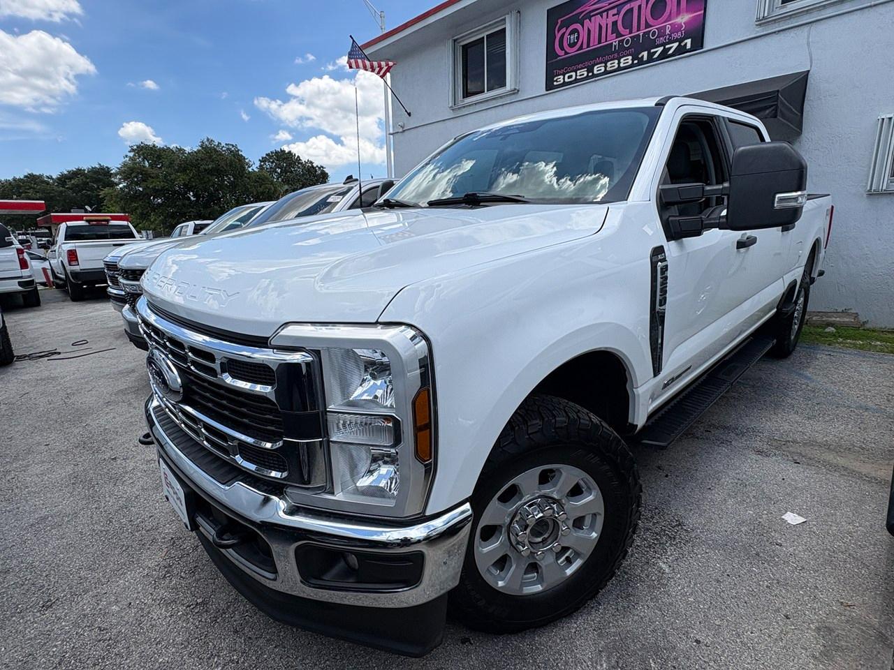 Ford F-250 SD XL Crew Cab 4WD 2024