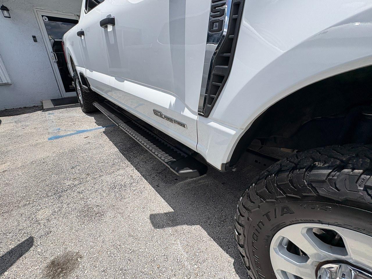 Ford F-250 SD XL Crew Cab 4WD 2024