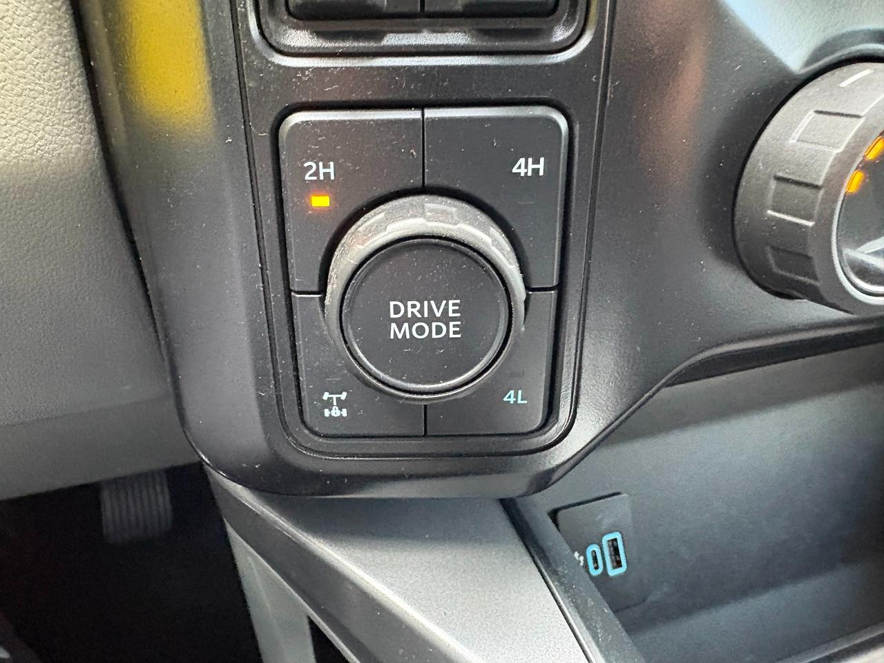 Ford F-250 SD XL Crew Cab 4WD 2024