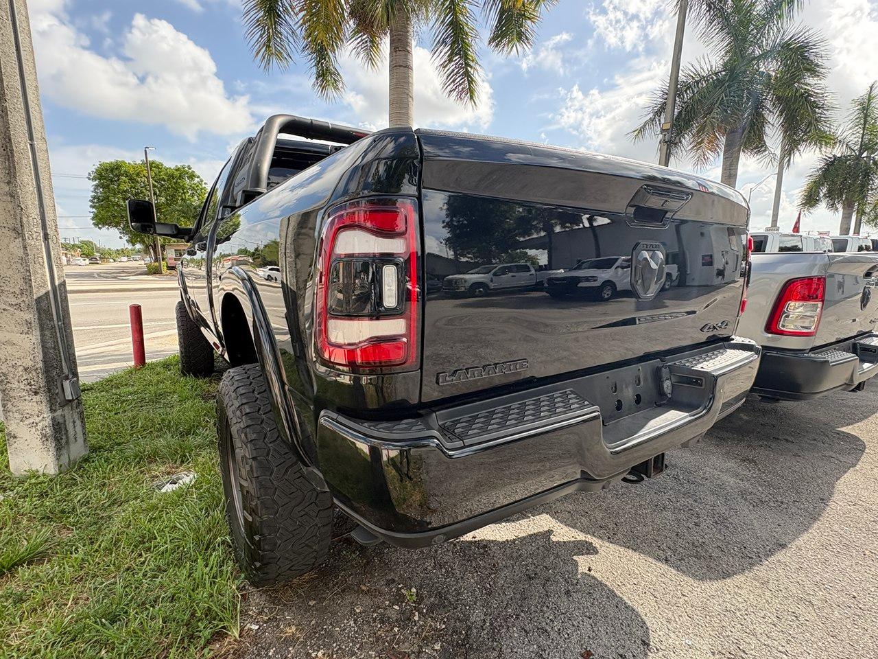 RAM 2500 Laramie Crew Cab SWB 4WD 2019