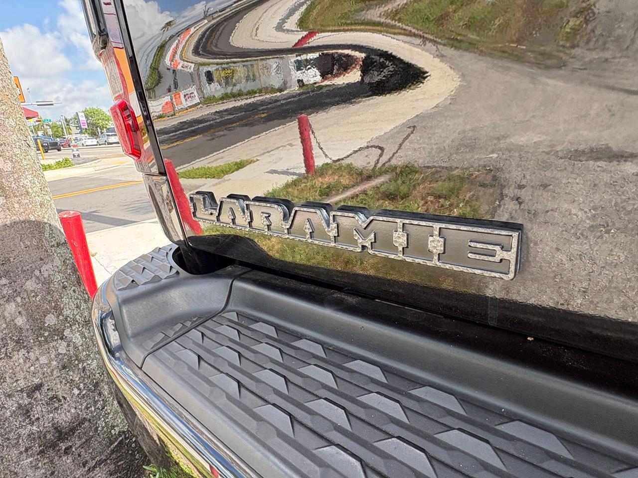 RAM 2500 Laramie Crew Cab SWB 4WD 2019