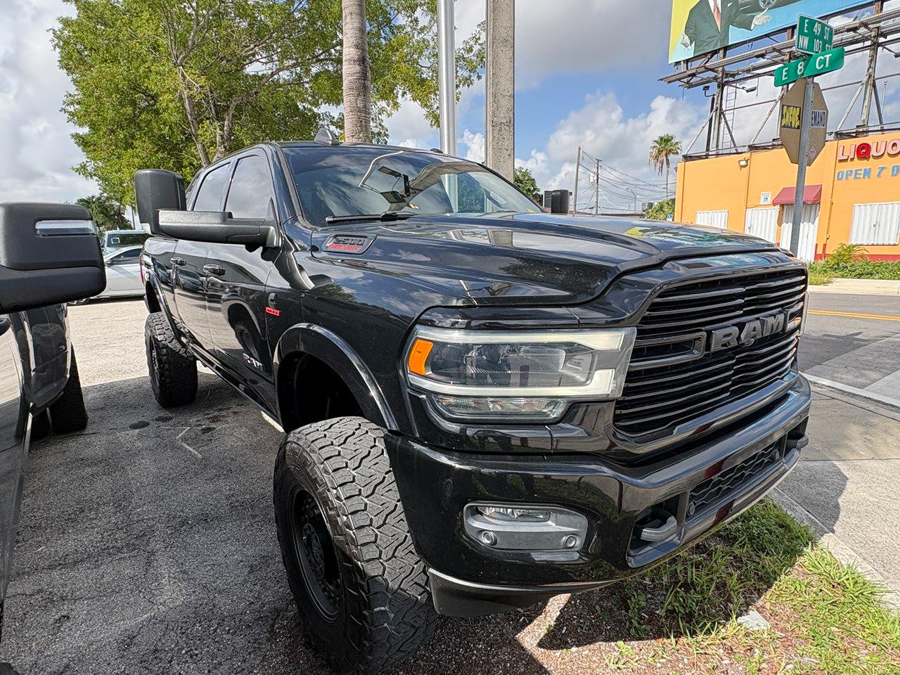 RAM 2500 Laramie Crew Cab SWB 4WD 2019