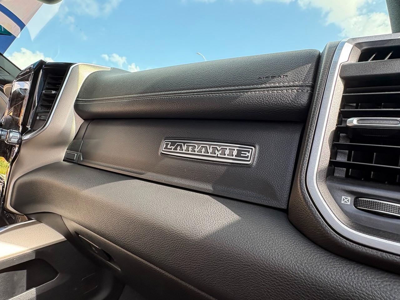 RAM 2500 Laramie Crew Cab SWB 4WD 2019