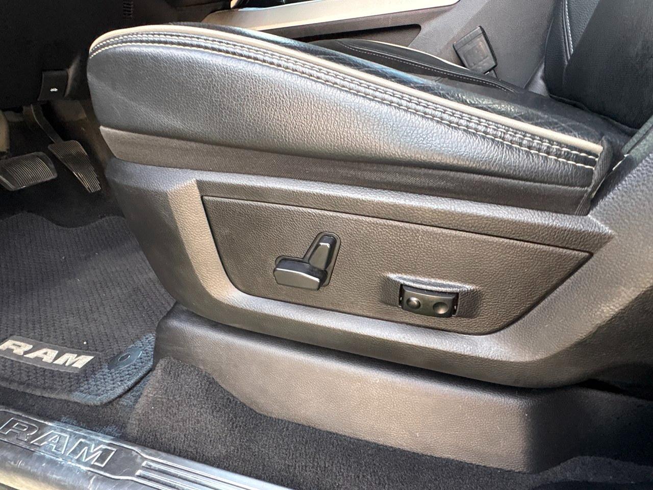 RAM 2500 Laramie Crew Cab SWB 4WD 2019