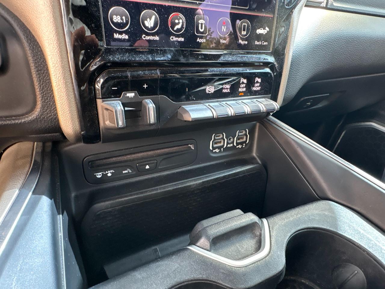 RAM 2500 Laramie Crew Cab SWB 4WD 2019