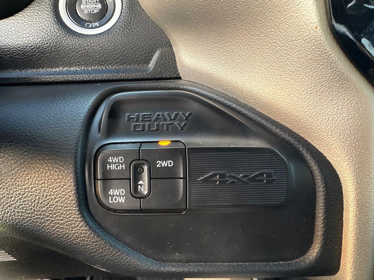 RAM 2500 Laramie Crew Cab SWB 4WD 2019