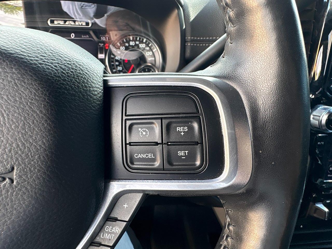 RAM 2500 Laramie Crew Cab SWB 4WD 2019