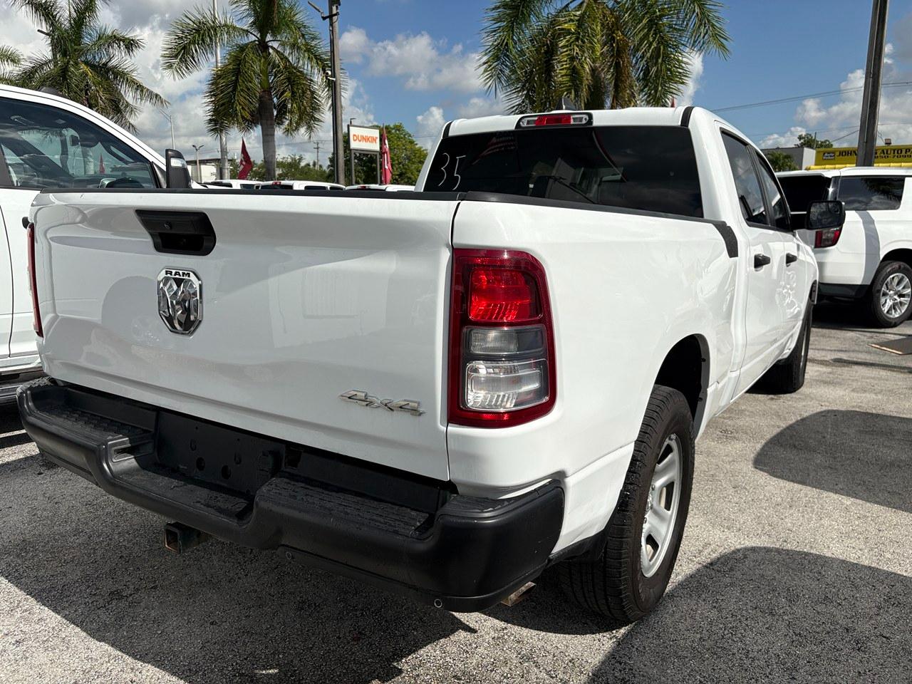 RAM 1500 Tradesman Crew Cab LWB 4WD 2023