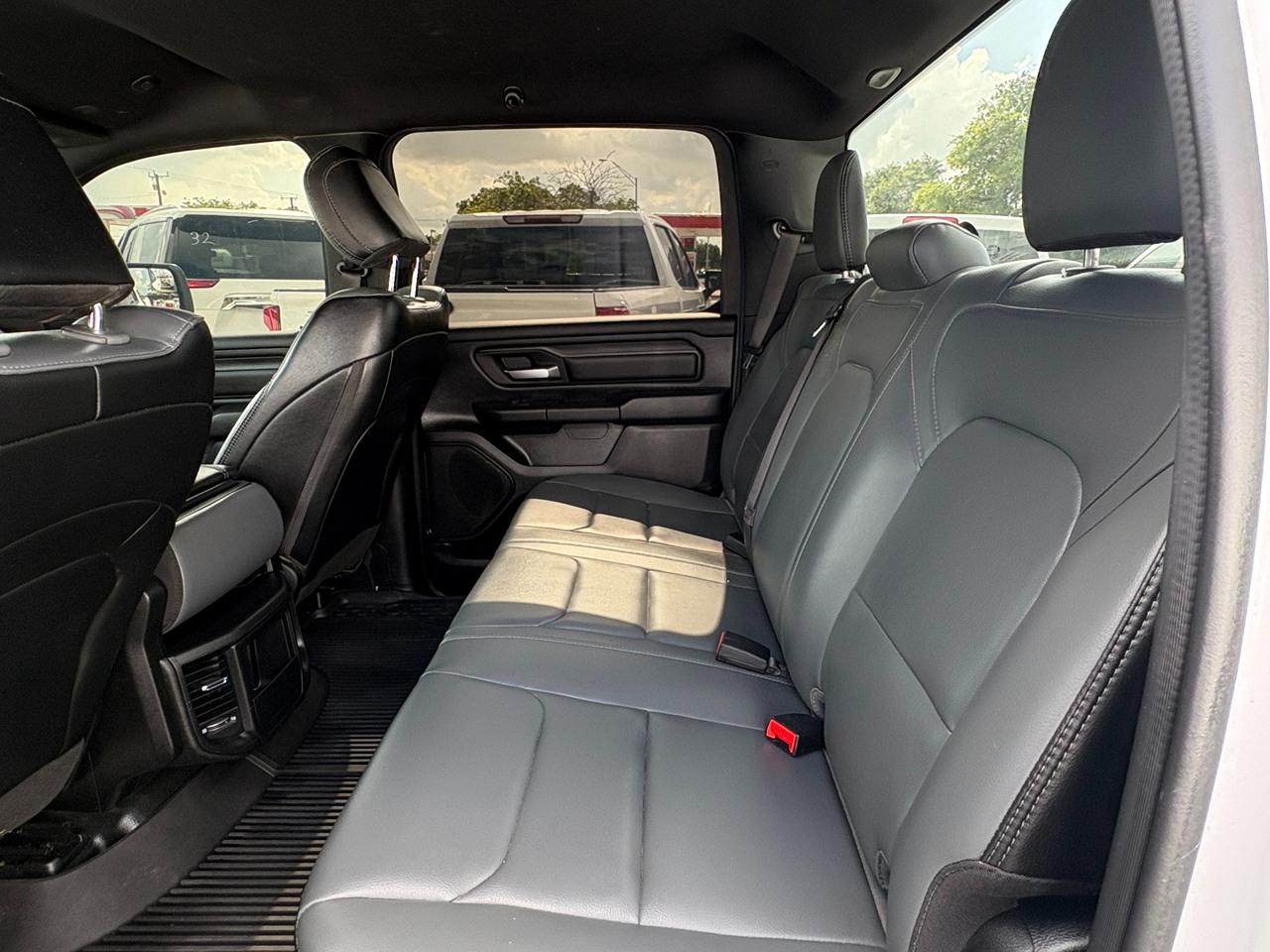 RAM 1500 Tradesman Crew Cab LWB 4WD 2023