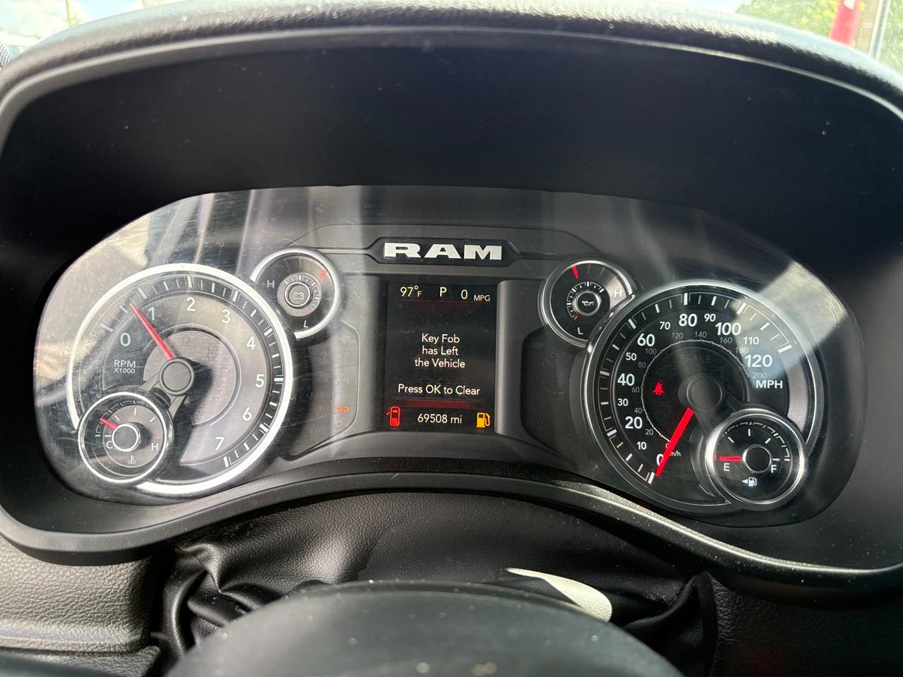 RAM 1500 Tradesman Crew Cab LWB 4WD 2023